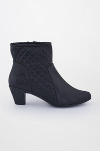 Black Heel Shoe