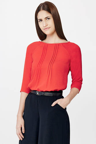 Red Raglan Sleeves Top
